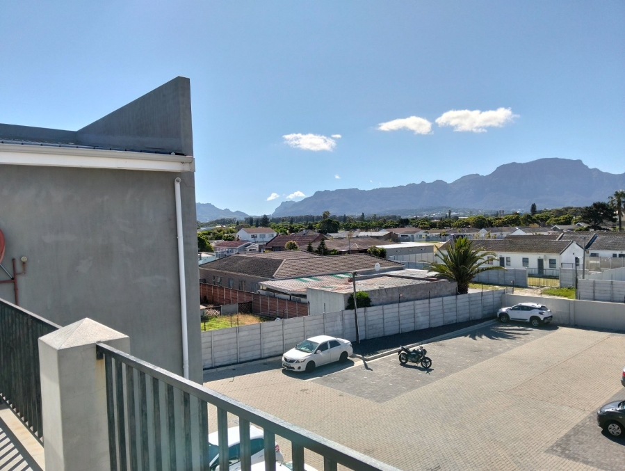  Bedroom Property for Sale in Ottery East Western Cape